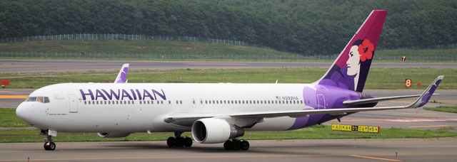 HAL_B767-300ER_N592HA_0008.jpg