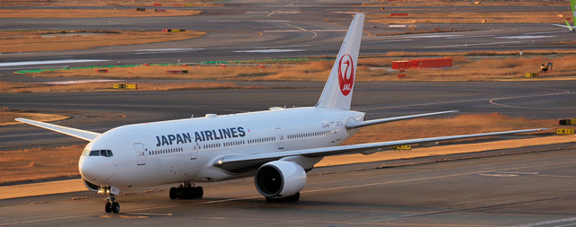 JAL_B777-200_772J_0026.jpg
