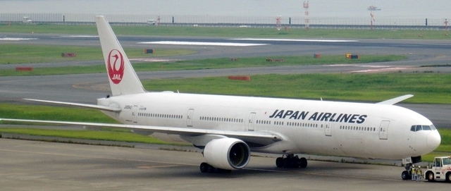JAL_B777-300_8942_0005.jpg