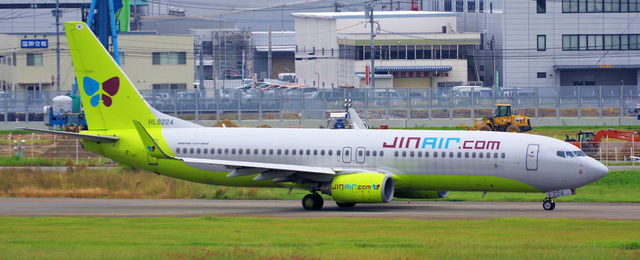 JNA_B737-800_8224_0011.jpg