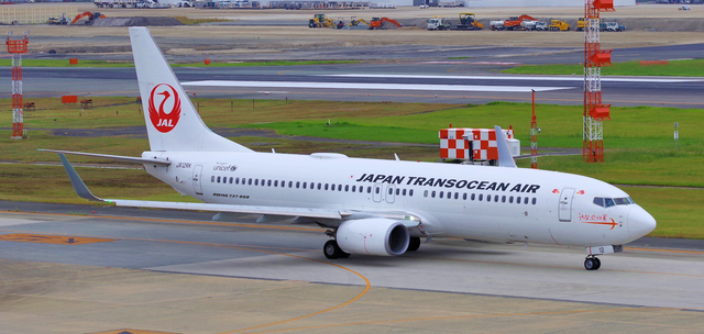 JTA_B737-800_12RK_0001.jpg