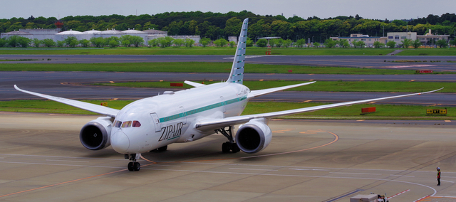 TZP_B787-8_825J_0034.jpg