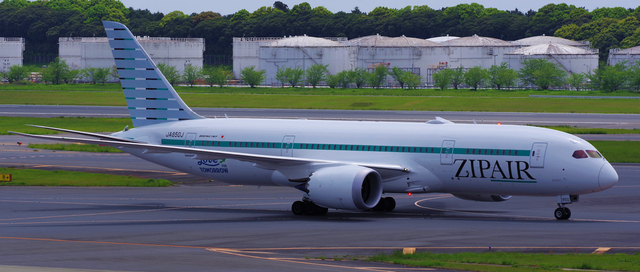 TZP_B787-8_850J_0001.jpg