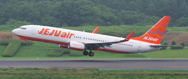 JJA_B737-800_HL8334_0005.jpg