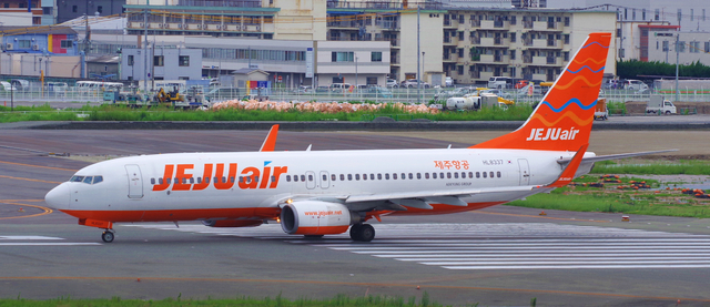 JJA_B737-800_HL8337_0002.jpg